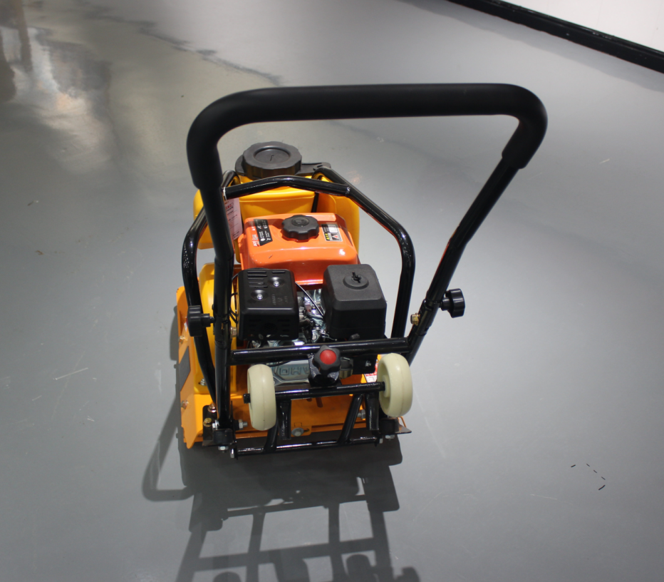 XINOUDI Construction Site 5.5Hp Gasoline Power C90 Small Plate Vibratory Compactor High Efficiency Honda/Lifan/Longxin Engine 1