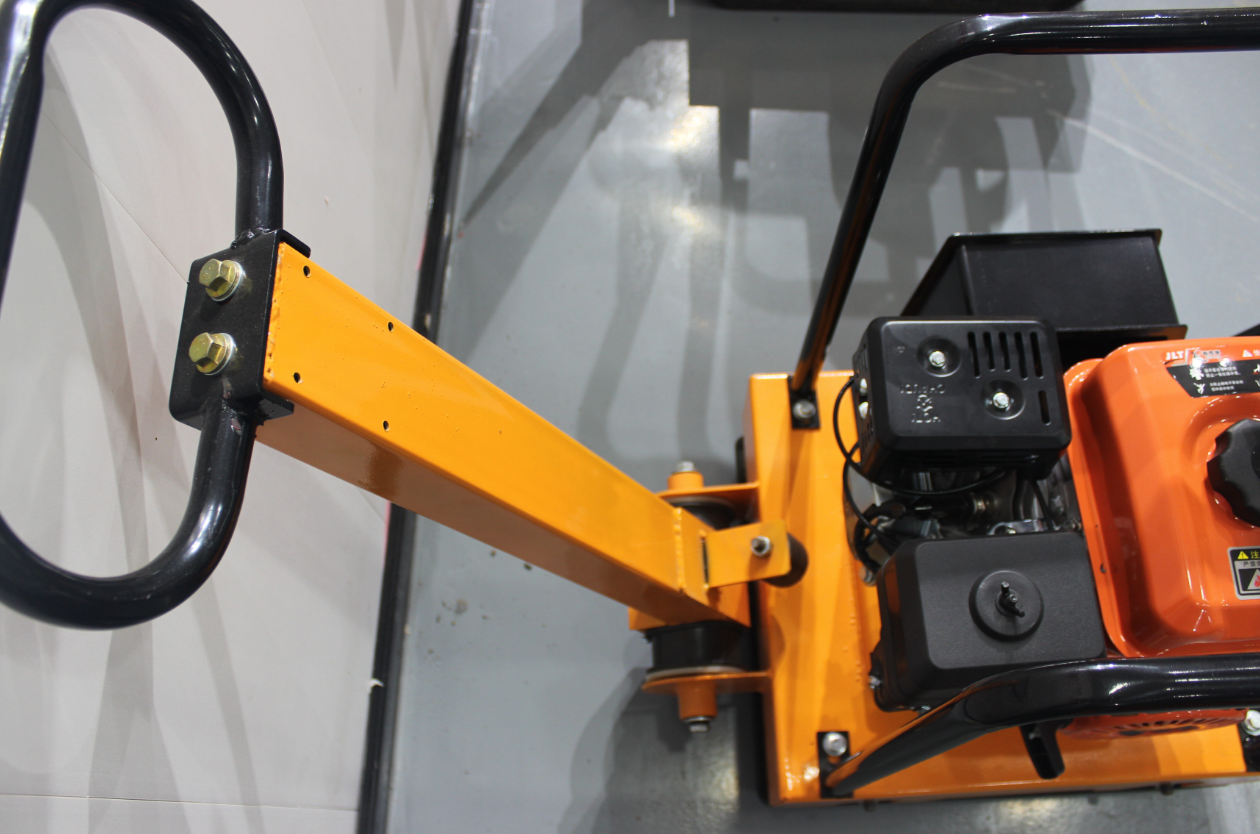 MTQT C250 5.5-6.5HP Forward Trans Vibrating Plate Compactor Engine Robin Brand Gasoline Earth High Efficiency 1 Year Warranty