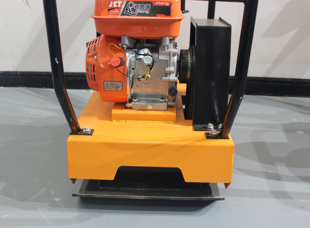 MTQT C250 5.5-6.5HP Forward Trans Vibrating Plate Compactor Engine Robin Brand Gasoline Earth High Efficiency 1 Year Warranty