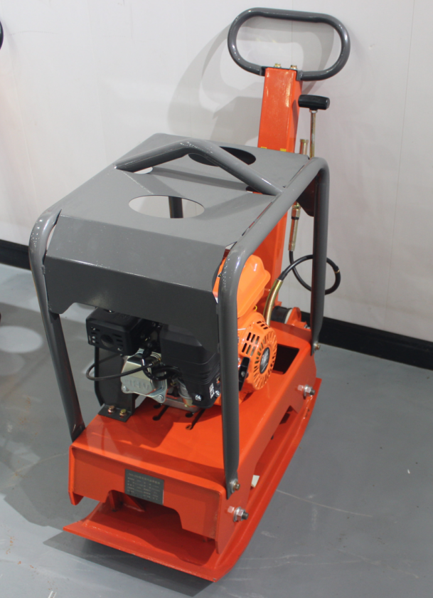 The Factory Supplies Bidirectional Reversible Sand Vibrating Plate Compactors and Plate Tampers for Construction Use.
