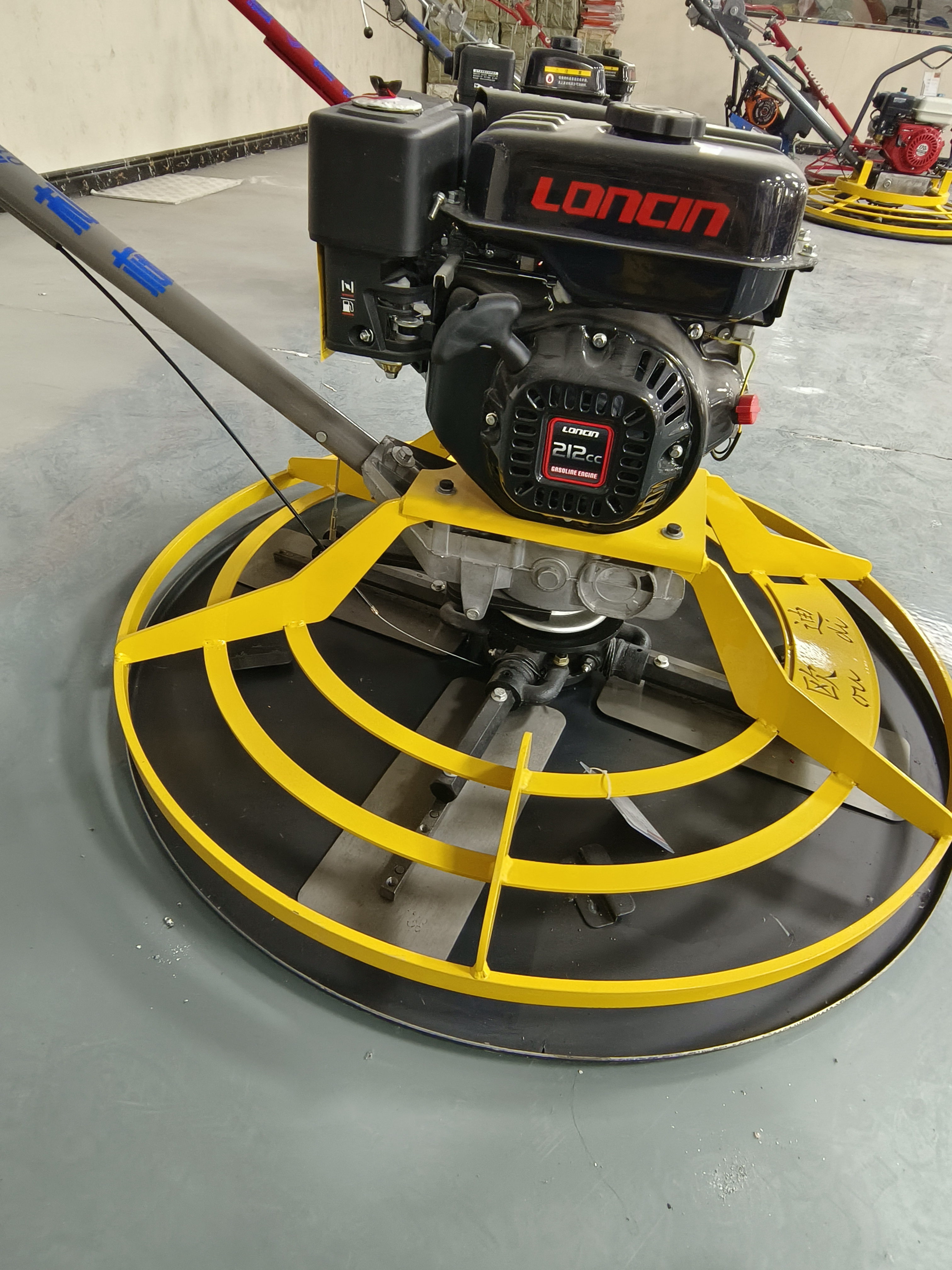 Cheap Factory Price Custom Gasoline Engine Walking Finishing Float Tool Concrete Machinery Helicopter Power Spatula