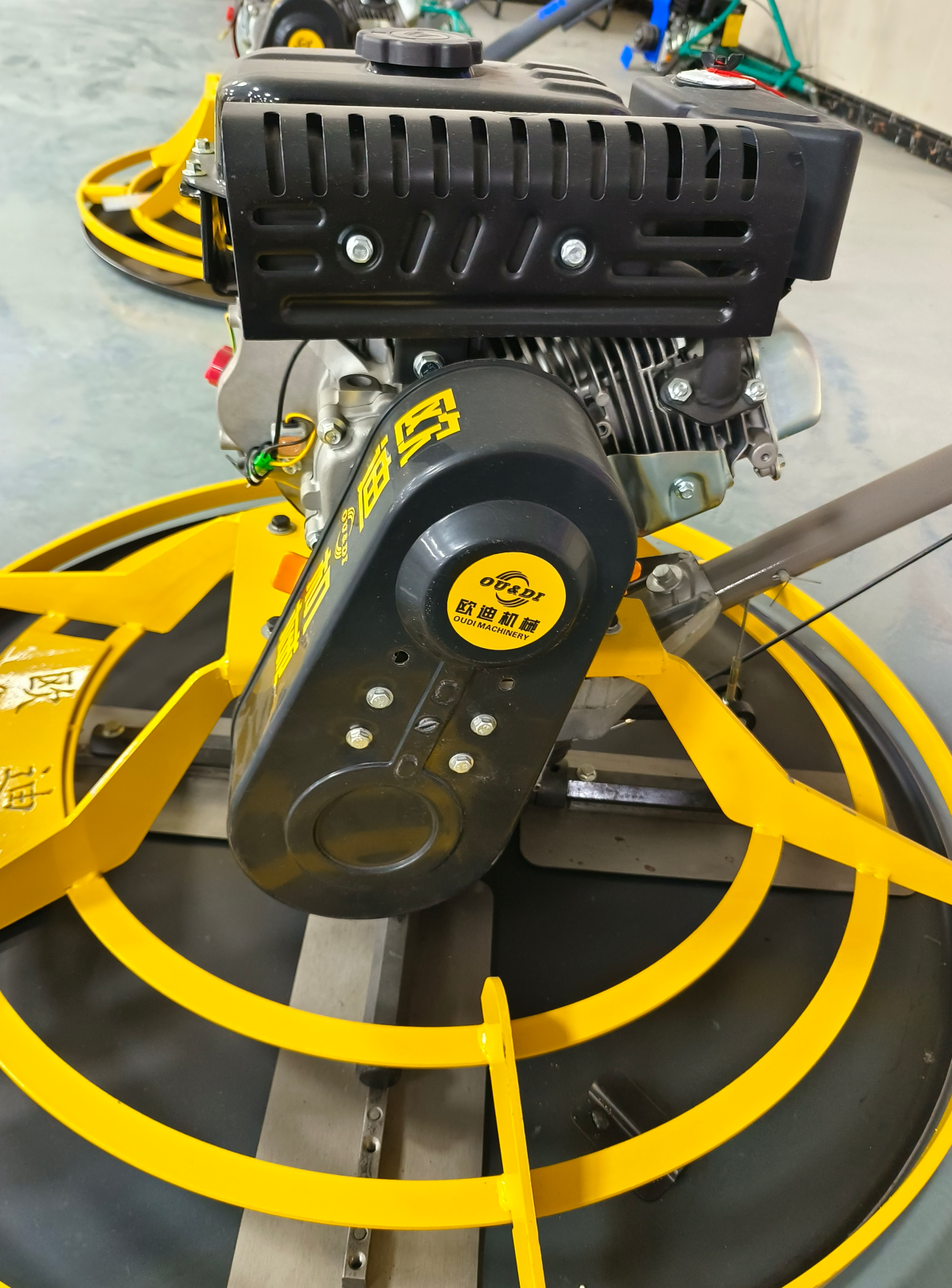 Cheap Factory Price Custom Gasoline Engine Walking Finishing Float Tool Concrete Machinery Helicopter Power Spatula